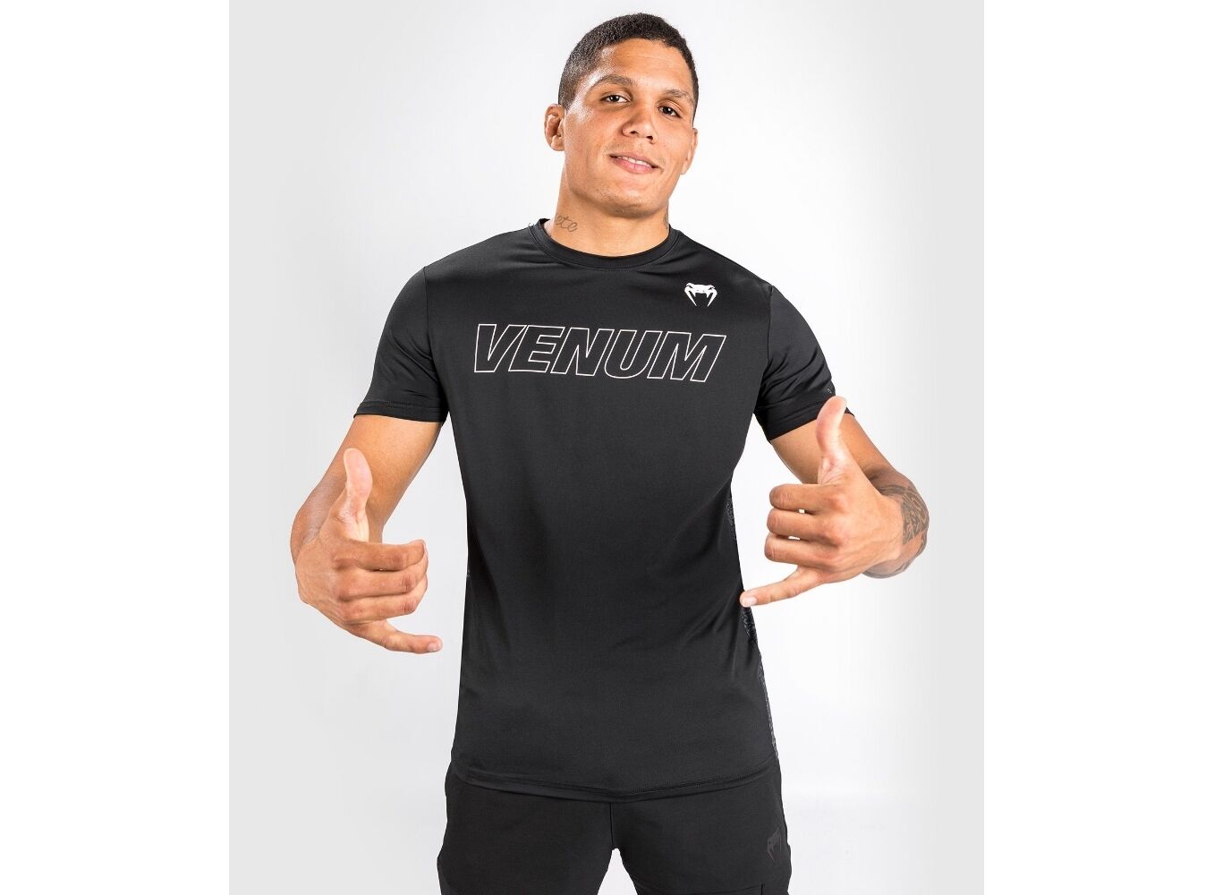 Vêtements :: T-Shirts et Polos :: Dry Tech :: Venum Classic Evo Dry Tech  T-Shirt - Black/White - S - Combat Sport best MMA Shop in Switzerland